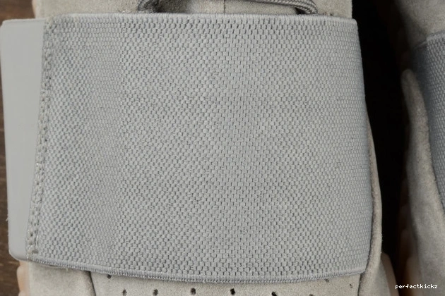 ADIDAS YEEZY GREY BOOST LIGHT BB1840 GLOW GUM 750 DARK 0713